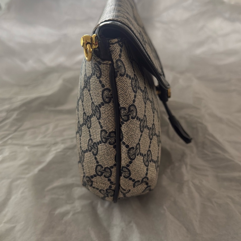 VINTAGE Gucci Blue and Cream Bag w/ Signature Monogram - Picture 4 of 10